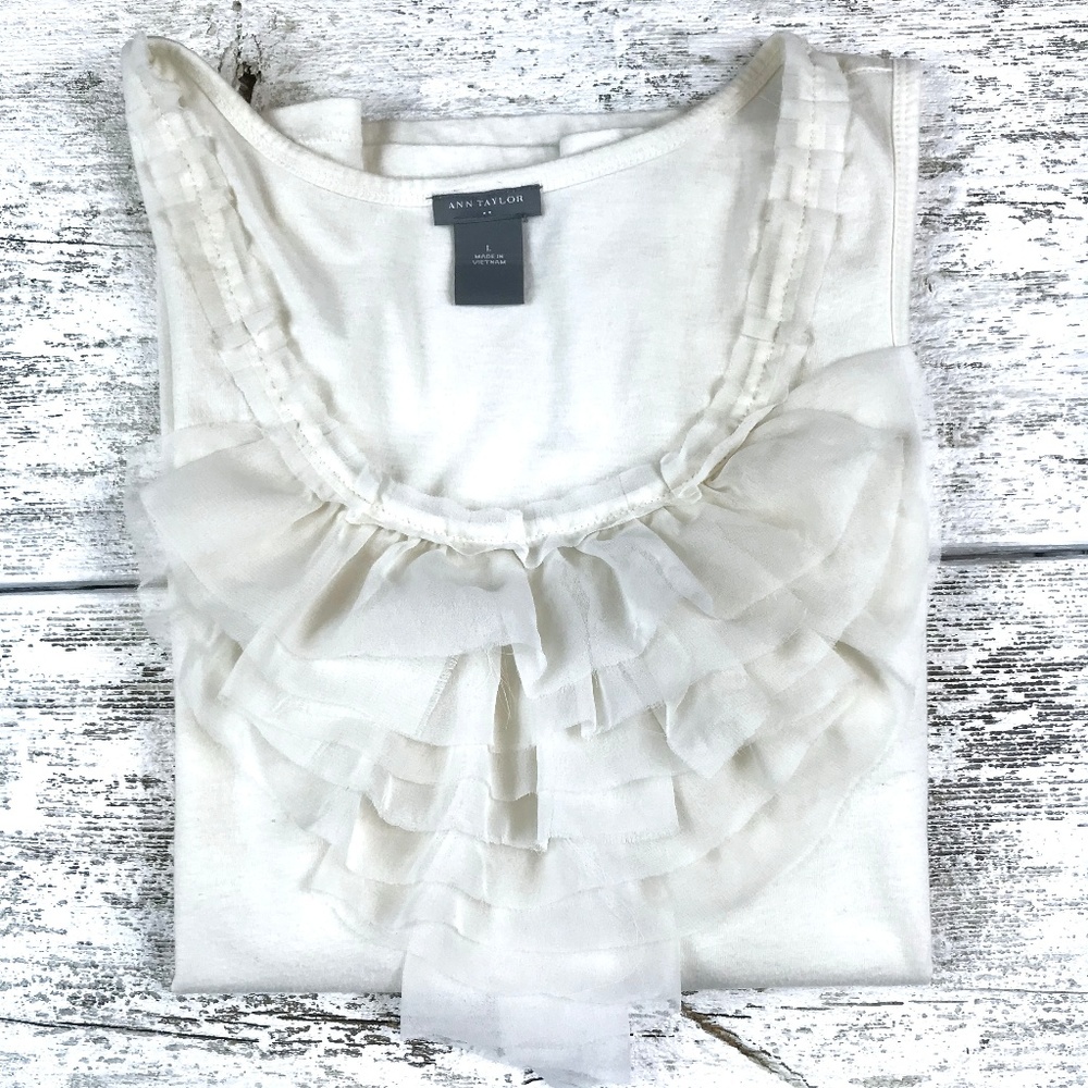 Ann Taylor ~ Ruffled Collar Sleeveless Top